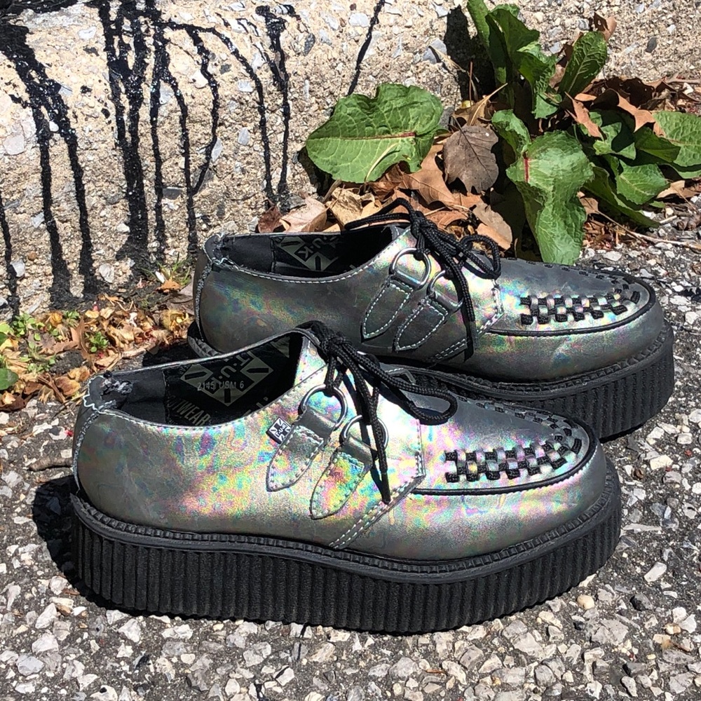 T.U.K. Oil Slick Creepers